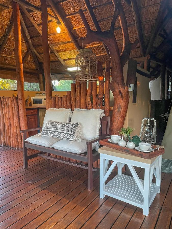 Ikhaya Lamadube Game Lodge Klipdrift Eksteriør bilde